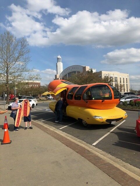 Wienermobile9